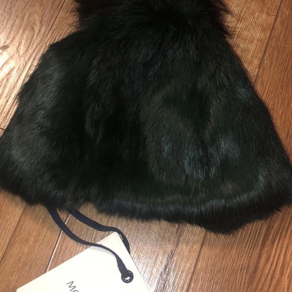 Moncler Real Fur hat - Picture 3 of 3